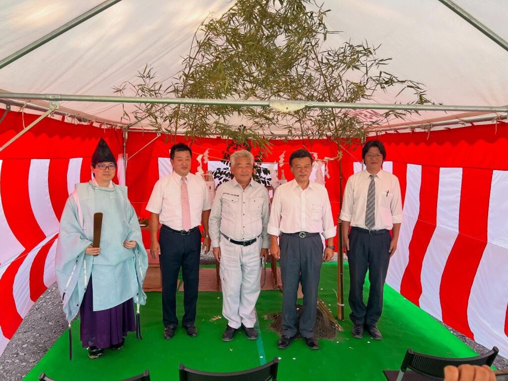 茂原市 セレハウス新築工事⁡今回は設計監理をさせていただく物件になります！先日、茂原市本納にて株式会社M-STYLE 代表取締役本橋様  セレハウスの地鎮祭に参加させていただきましたので投稿させていただきます！いよいよこれから工事が着工します引き続き投稿させていただきます！⁡